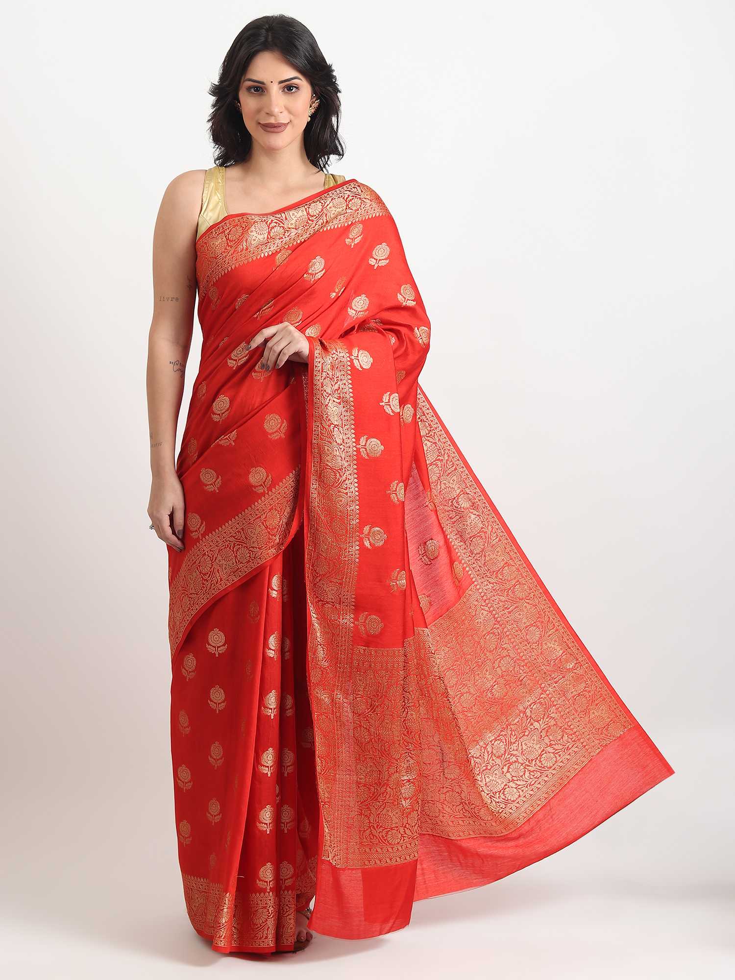 Lightweight Banarasi silk saree